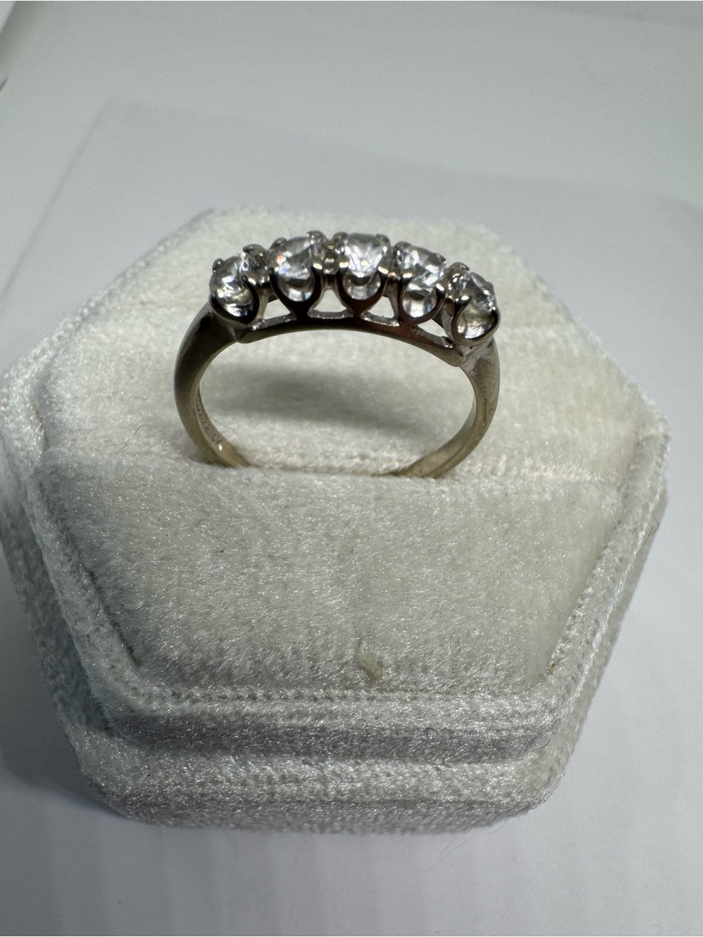 Vintage 14K 585 Solid White Gold Cubic Zirconia Ring Size 7.5